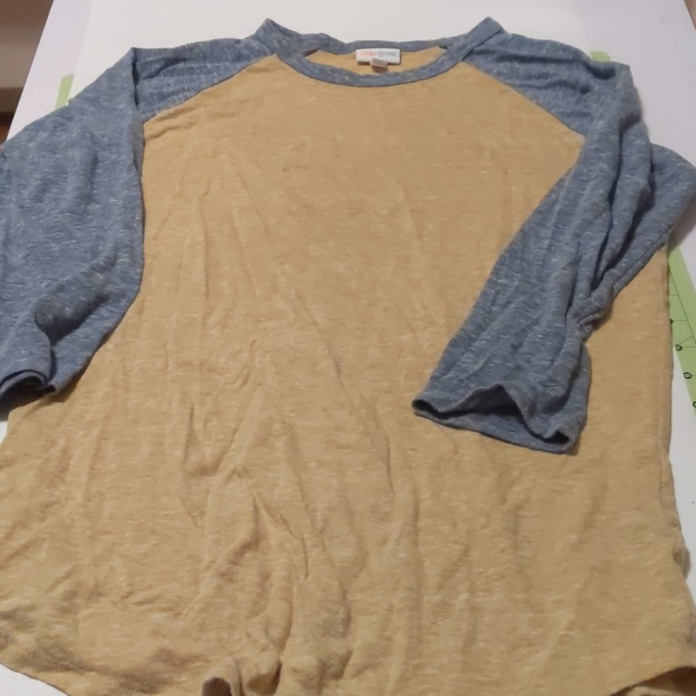 Woman shirt